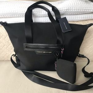 Tommy Hilfiger duffle/purse